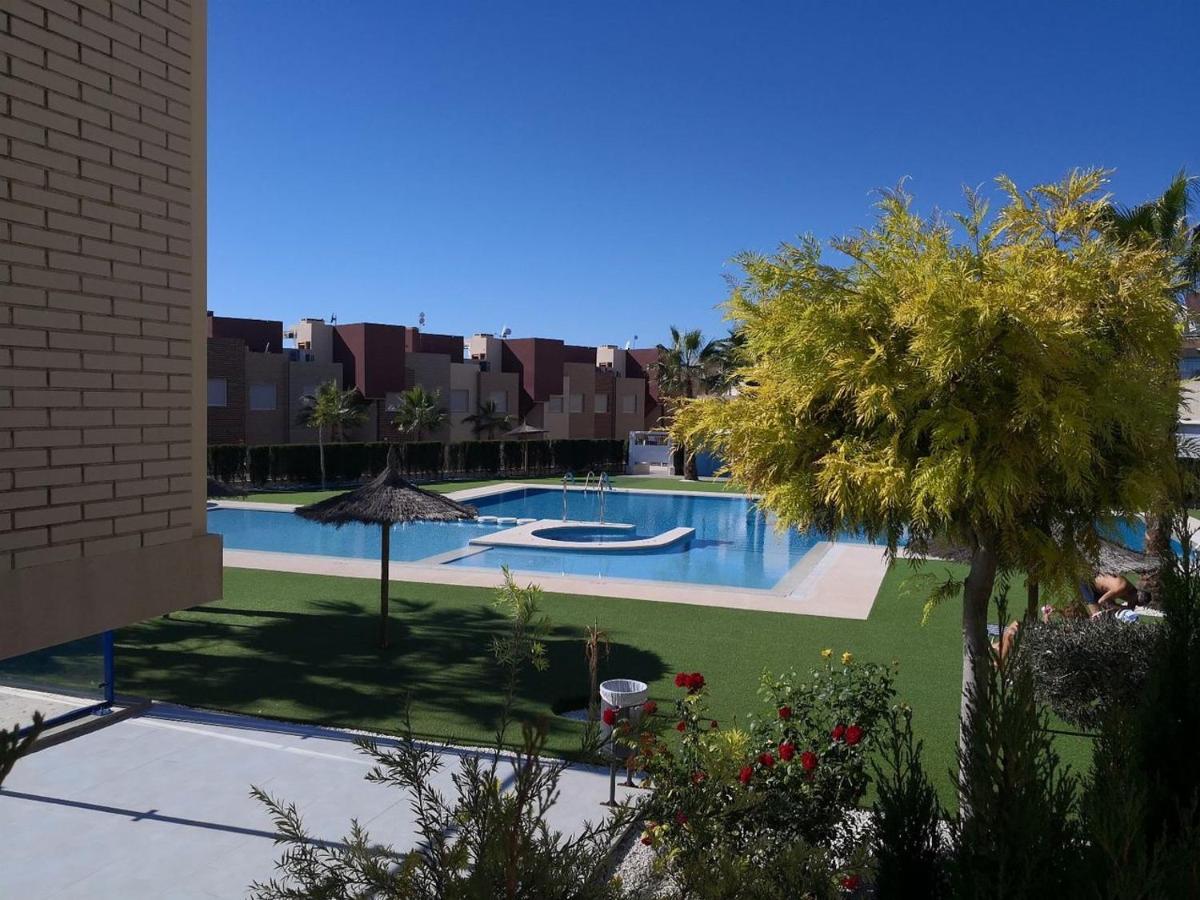 شقة Vivienda Aguas Nuevas Familiar & Deportivo تورّيفيِخا المظهر الخارجي الصورة