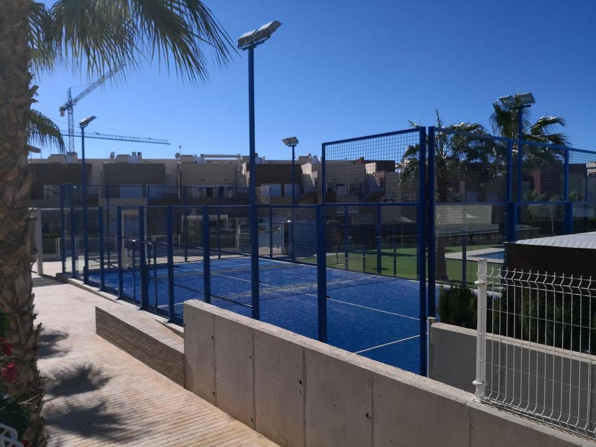 شقة Vivienda Aguas Nuevas Familiar & Deportivo تورّيفيِخا المظهر الخارجي الصورة