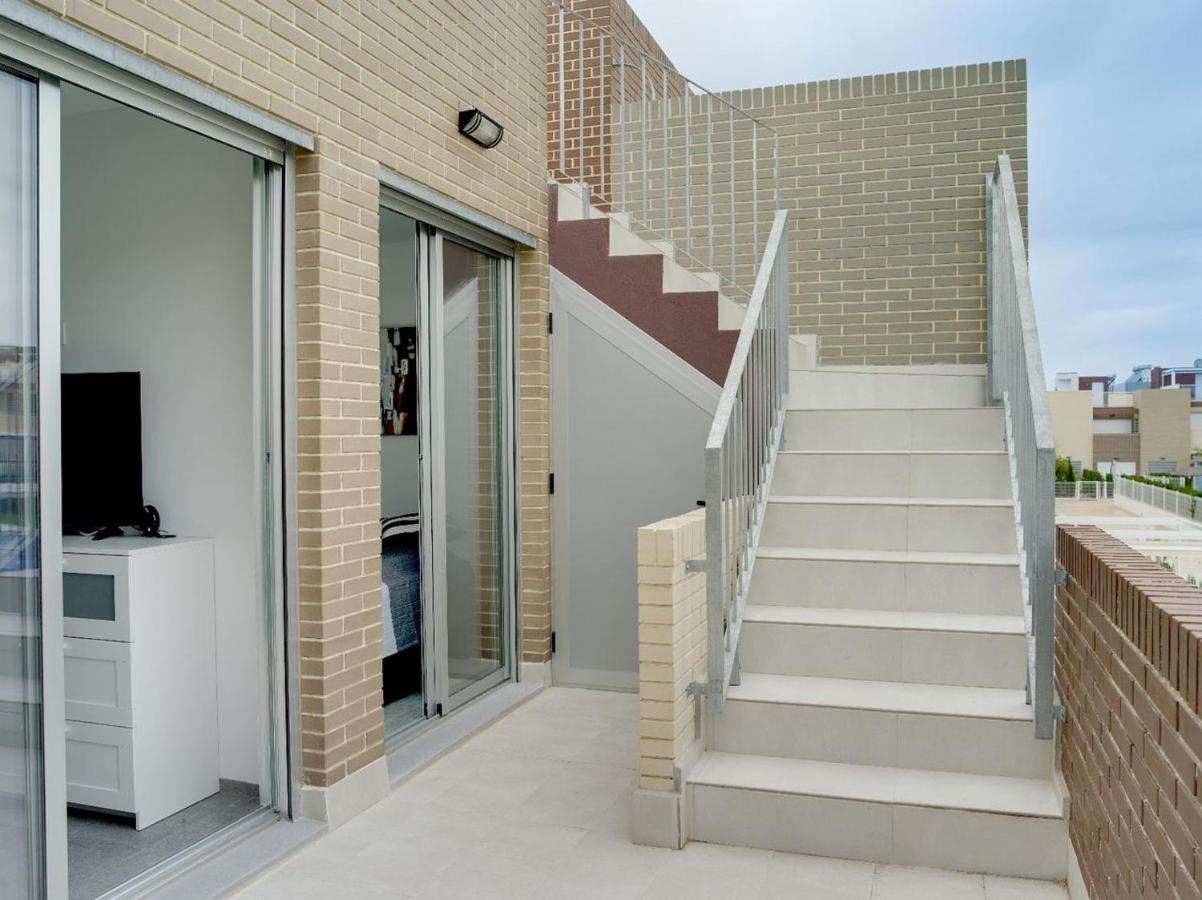شقة Vivienda Aguas Nuevas Familiar & Deportivo تورّيفيِخا المظهر الخارجي الصورة
