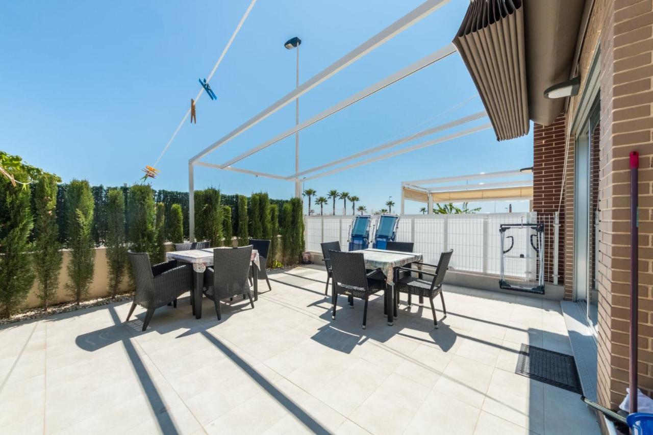 شقة Vivienda Aguas Nuevas Familiar & Deportivo تورّيفيِخا المظهر الخارجي الصورة