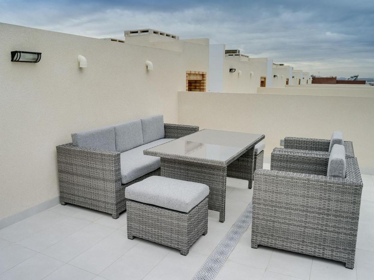 شقة Vivienda Aguas Nuevas Familiar & Deportivo تورّيفيِخا المظهر الخارجي الصورة