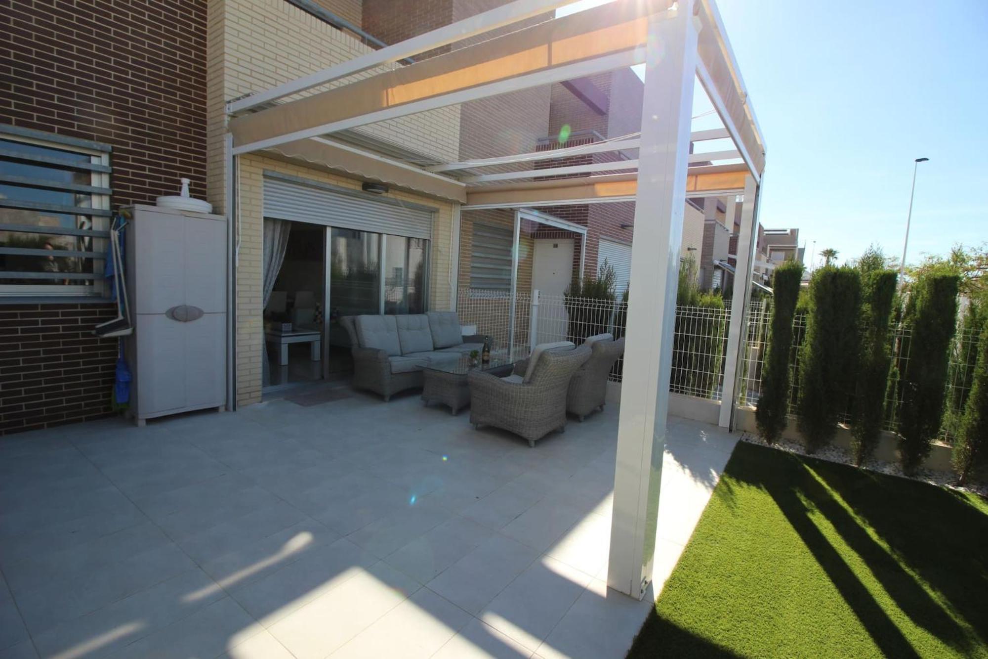 شقة Vivienda Aguas Nuevas Familiar & Deportivo تورّيفيِخا المظهر الخارجي الصورة
