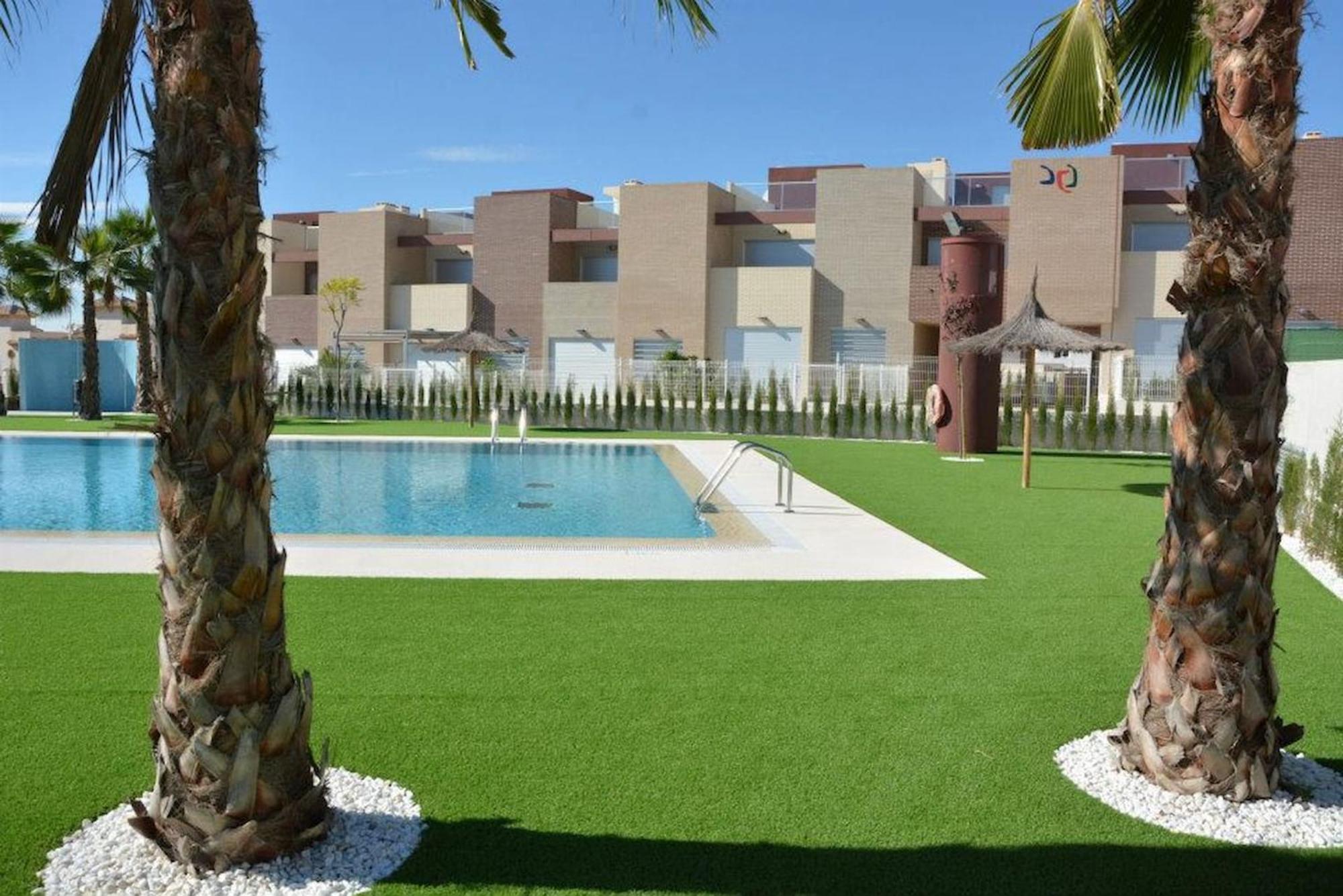 شقة Vivienda Aguas Nuevas Familiar & Deportivo تورّيفيِخا المظهر الخارجي الصورة