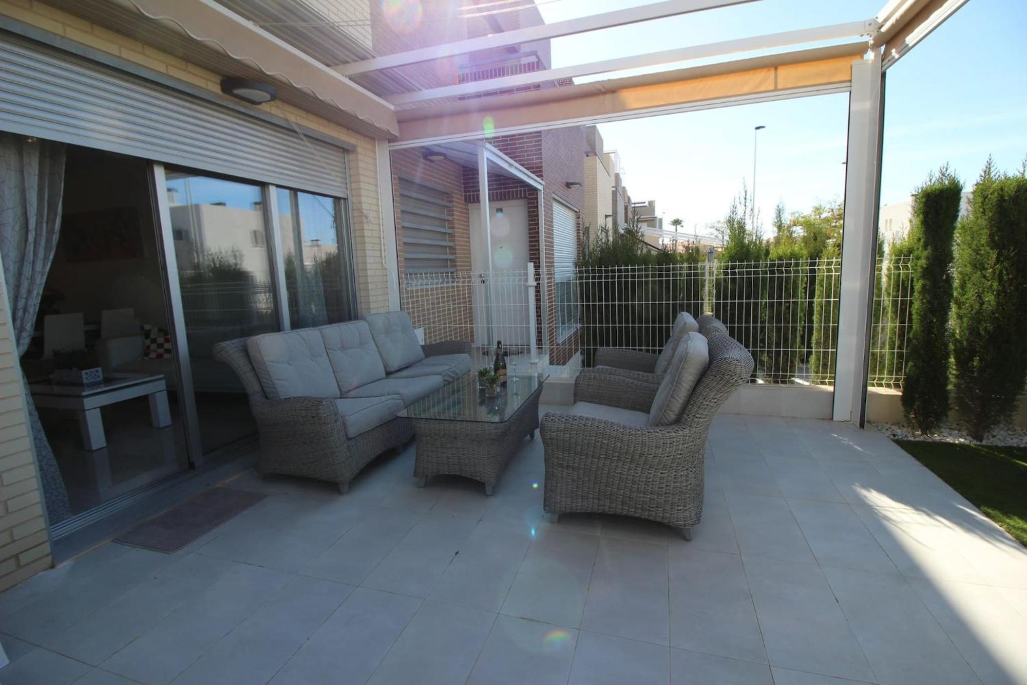 شقة Vivienda Aguas Nuevas Familiar & Deportivo تورّيفيِخا المظهر الخارجي الصورة