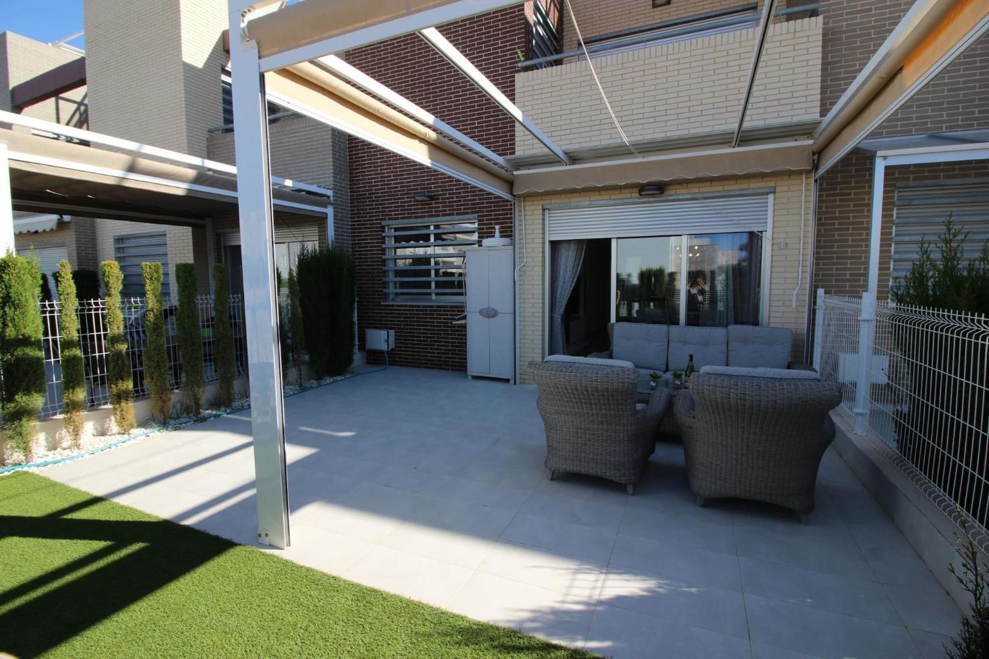 شقة Vivienda Aguas Nuevas Familiar & Deportivo تورّيفيِخا المظهر الخارجي الصورة