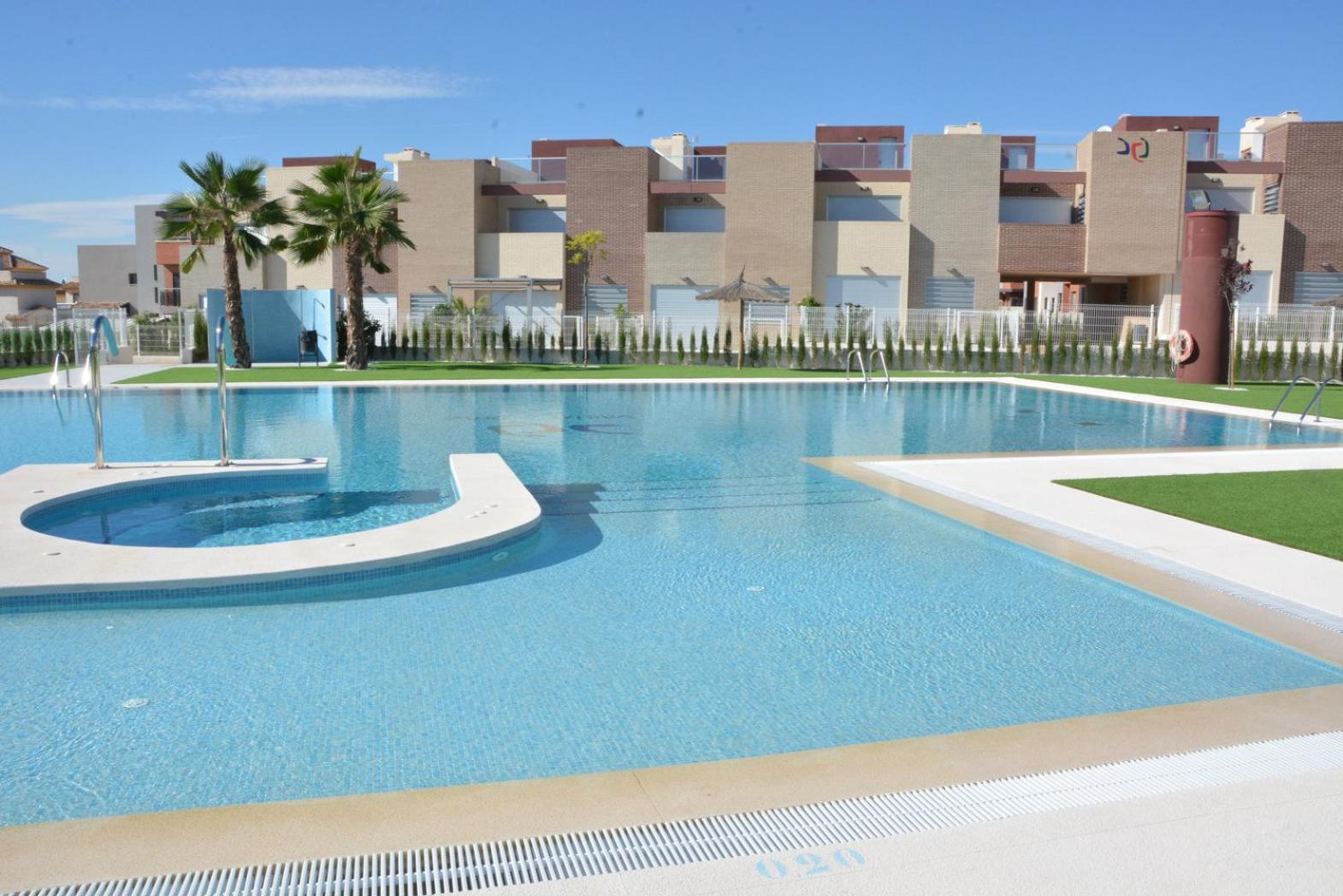 شقة Vivienda Aguas Nuevas Familiar & Deportivo تورّيفيِخا المظهر الخارجي الصورة