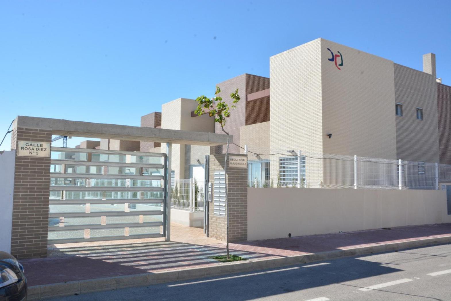 شقة Vivienda Aguas Nuevas Familiar & Deportivo تورّيفيِخا المظهر الخارجي الصورة