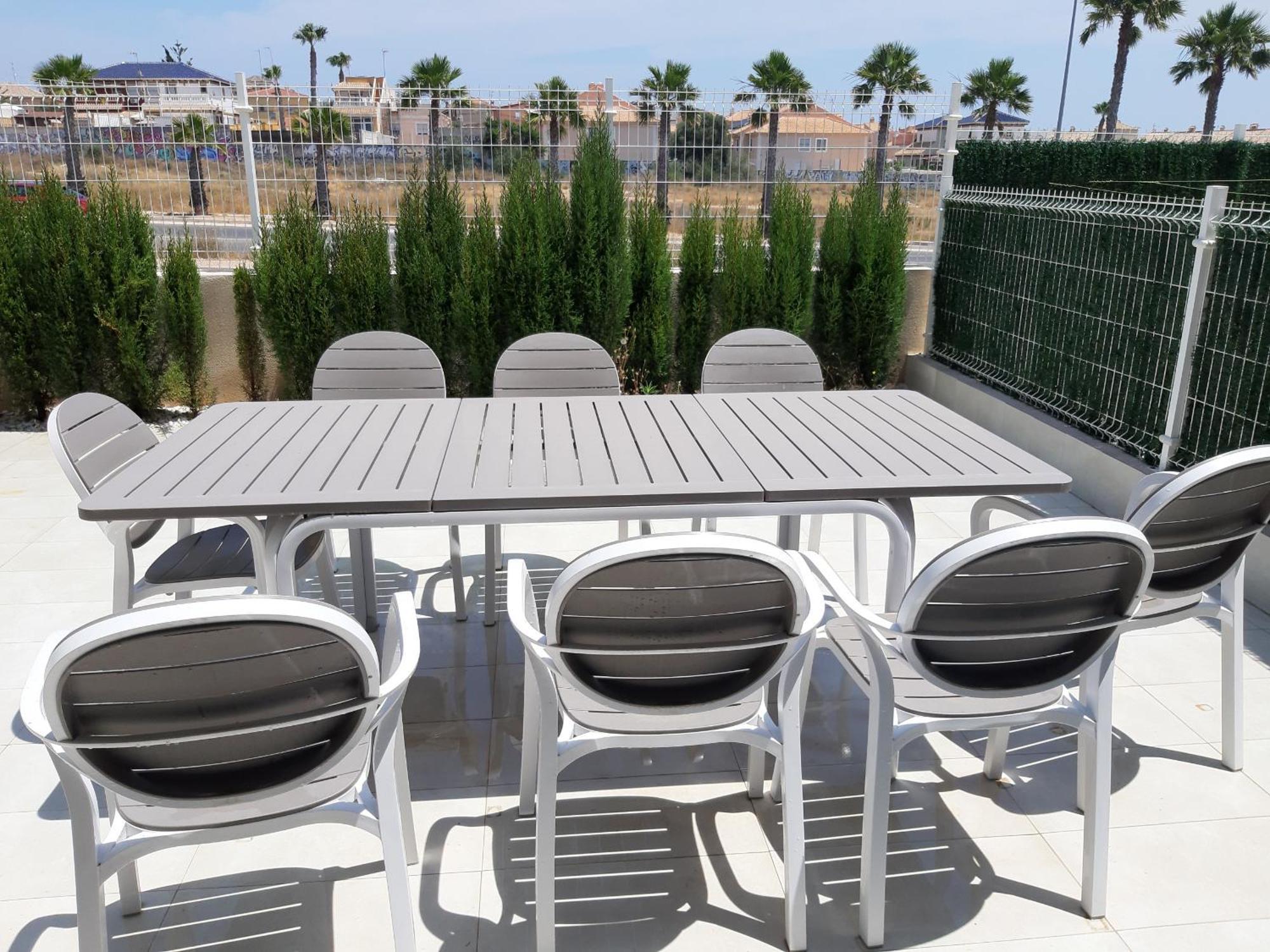 شقة Vivienda Aguas Nuevas Familiar & Deportivo تورّيفيِخا المظهر الخارجي الصورة