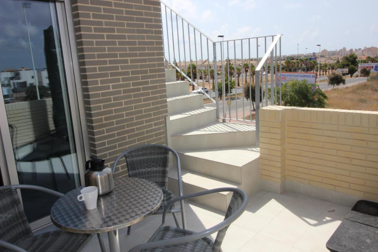 شقة Vivienda Aguas Nuevas Familiar & Deportivo تورّيفيِخا المظهر الخارجي الصورة